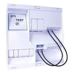 COFFRET DE COMMUNICATION NÉO - GRADE 1 - 8 RJ45 DTI + FILTRE + RÉPARTITEUR TV 4 SORTIES MICHAUD MICLB118